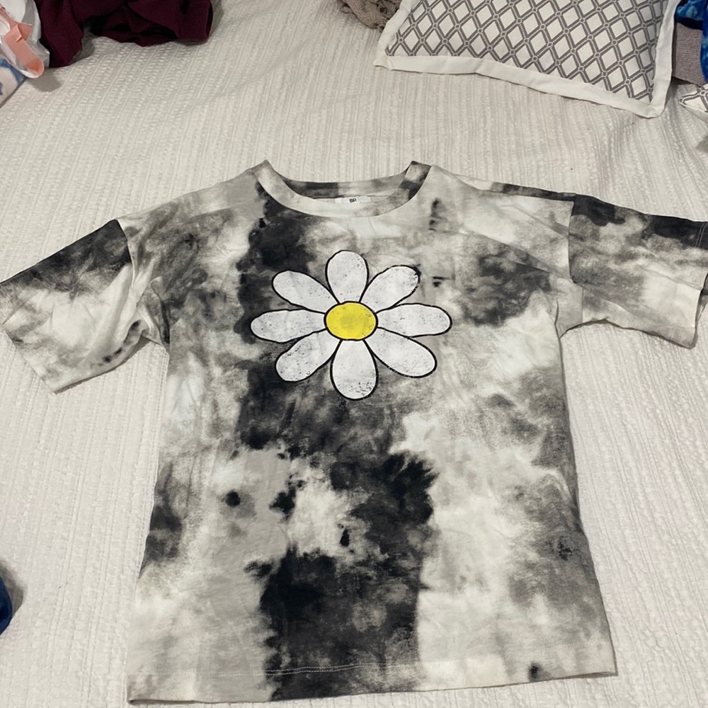 Tie Die Black and White Oversized T (size medium)
